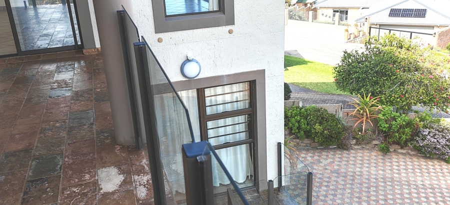 4 Bedroom Property for Sale in Dana Bay Western Cape